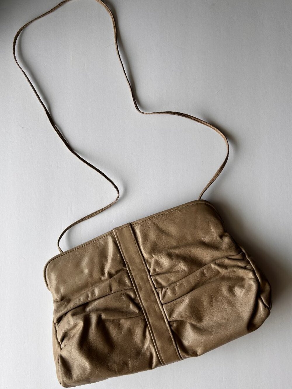Vintage Bonwit Teller Leather Clutch Crossbody Bag Tan Slouchy NYC Rare